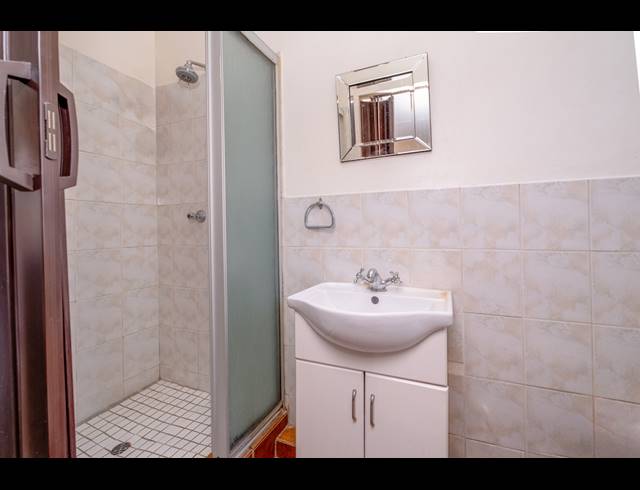 2 BEDROOM TOWNHOUSE FOR SALE IN ALLEN'S NEK